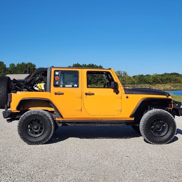 Meet your Posher, Angella - Picture 5 of 5